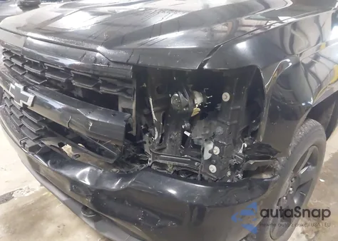 2017 Chevrolet Silverado 1500 Custom z USA, uszkodzony, nr VIN 1GCVKPEC2HZ241707